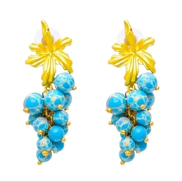 Turquoise Grape Leaf Earrings - Picture 5 of 5